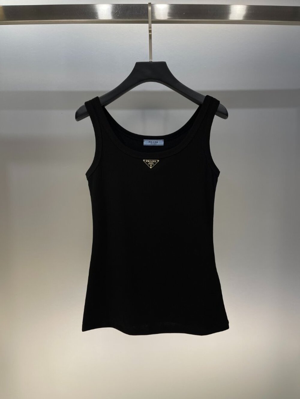 .Prada letter logo triangle vest